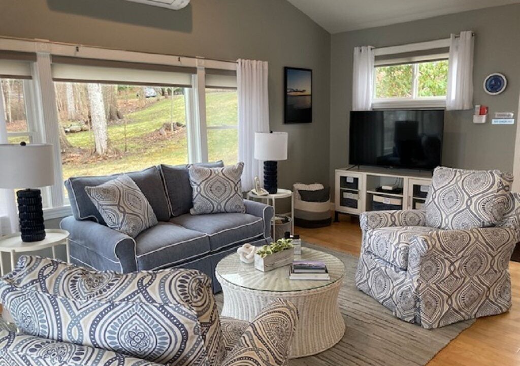 Photo of Livingroom in Bayside