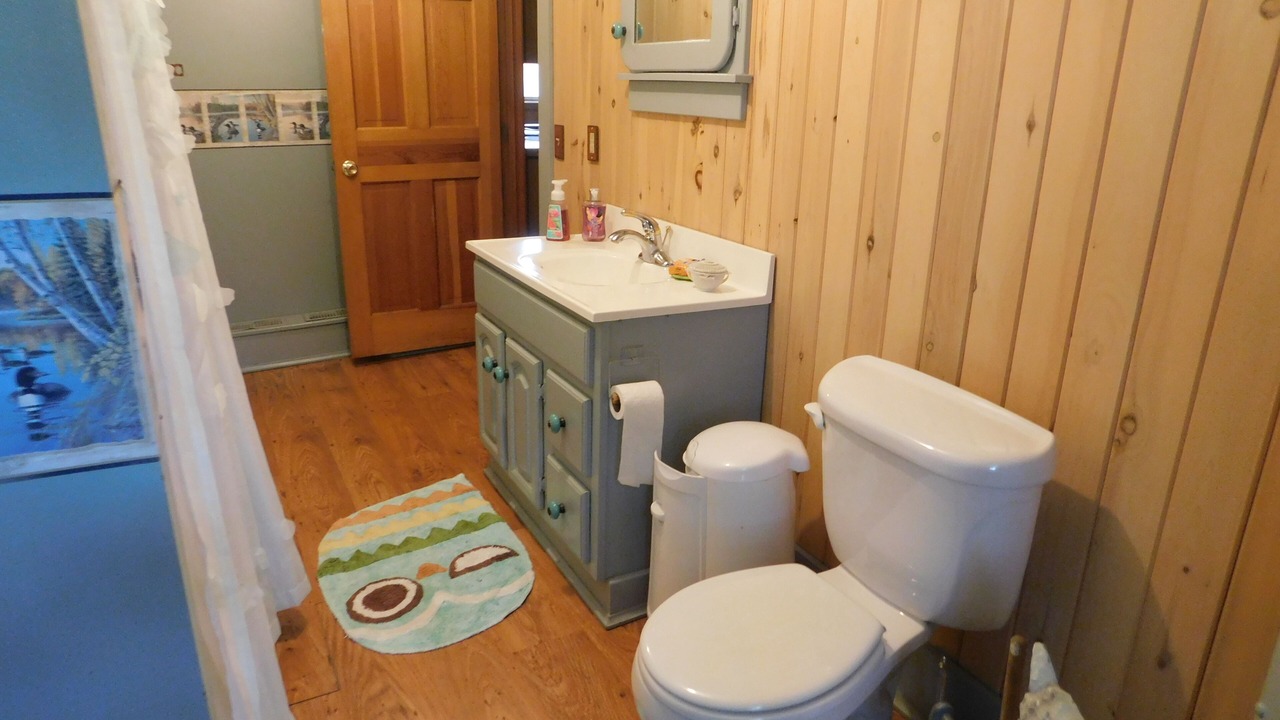 Photo of Bedroom in Greenville Junction
