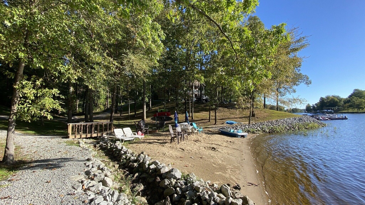 Photo of Others in Wolf Creek