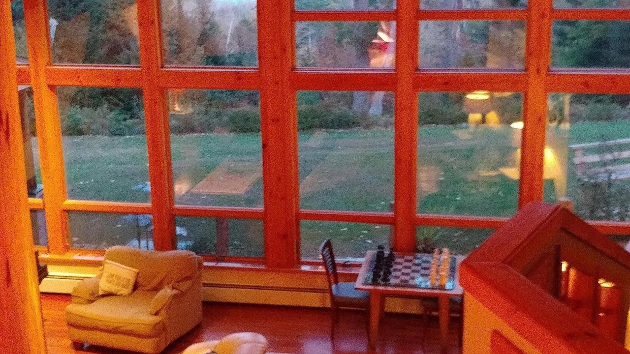 Photo of Livingroom in Northport
