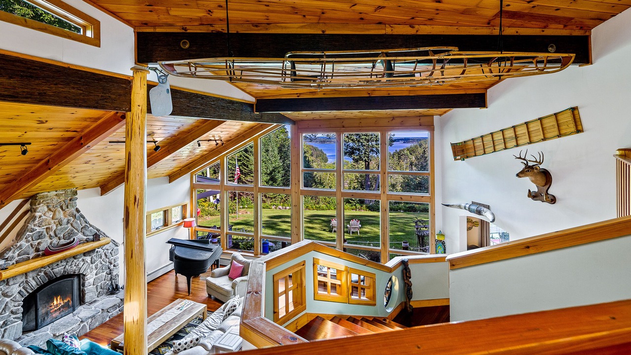 Photo of Bedroom in Northport
