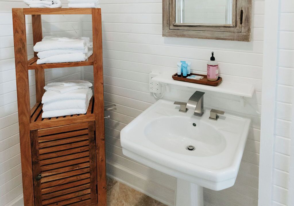Photo of Bathroom in Dune Allen Beach