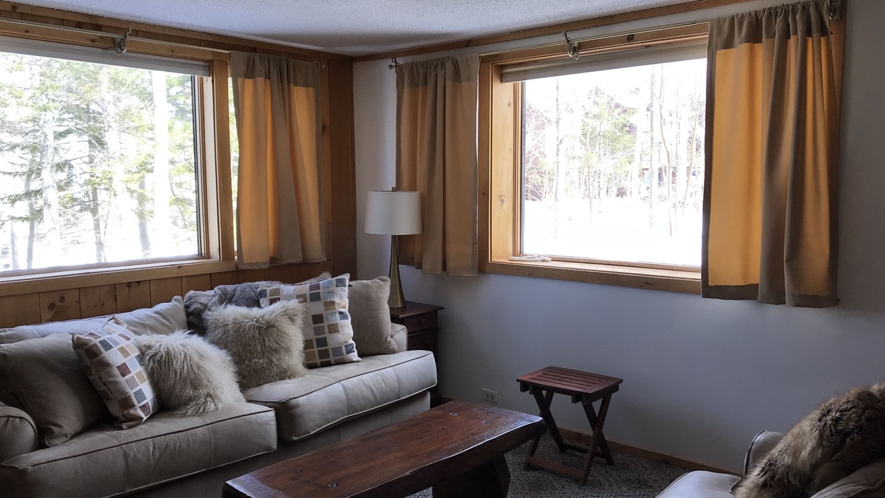 Photo of Livingroom in Carrabassett Valley