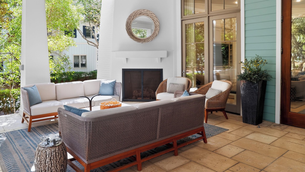 Photo of Patio Balcony in Watercolor