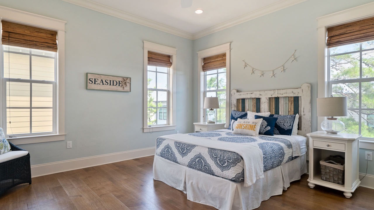 Photo of Bedroom in Lakeside at Blue Mountain Beach