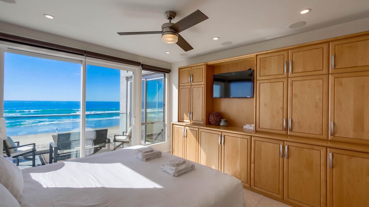 Photo of Patio Balcony in Central Mission Beach