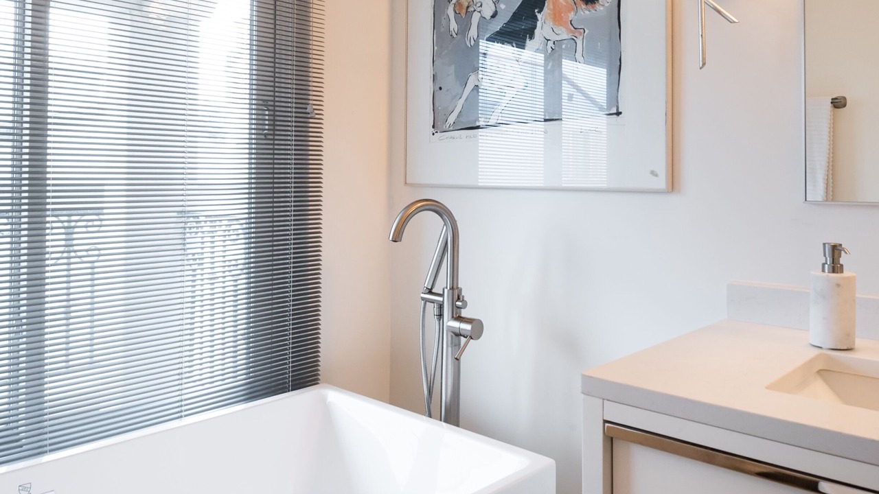 Photo of Bathroom in The Strand