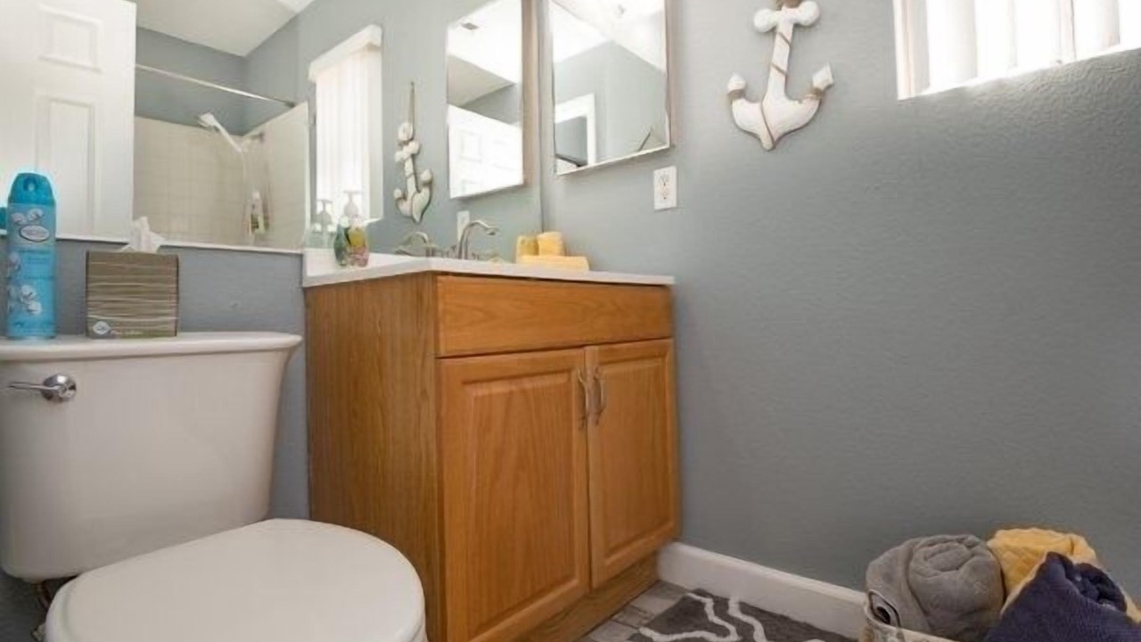Photo of Bathroom in Green Valley