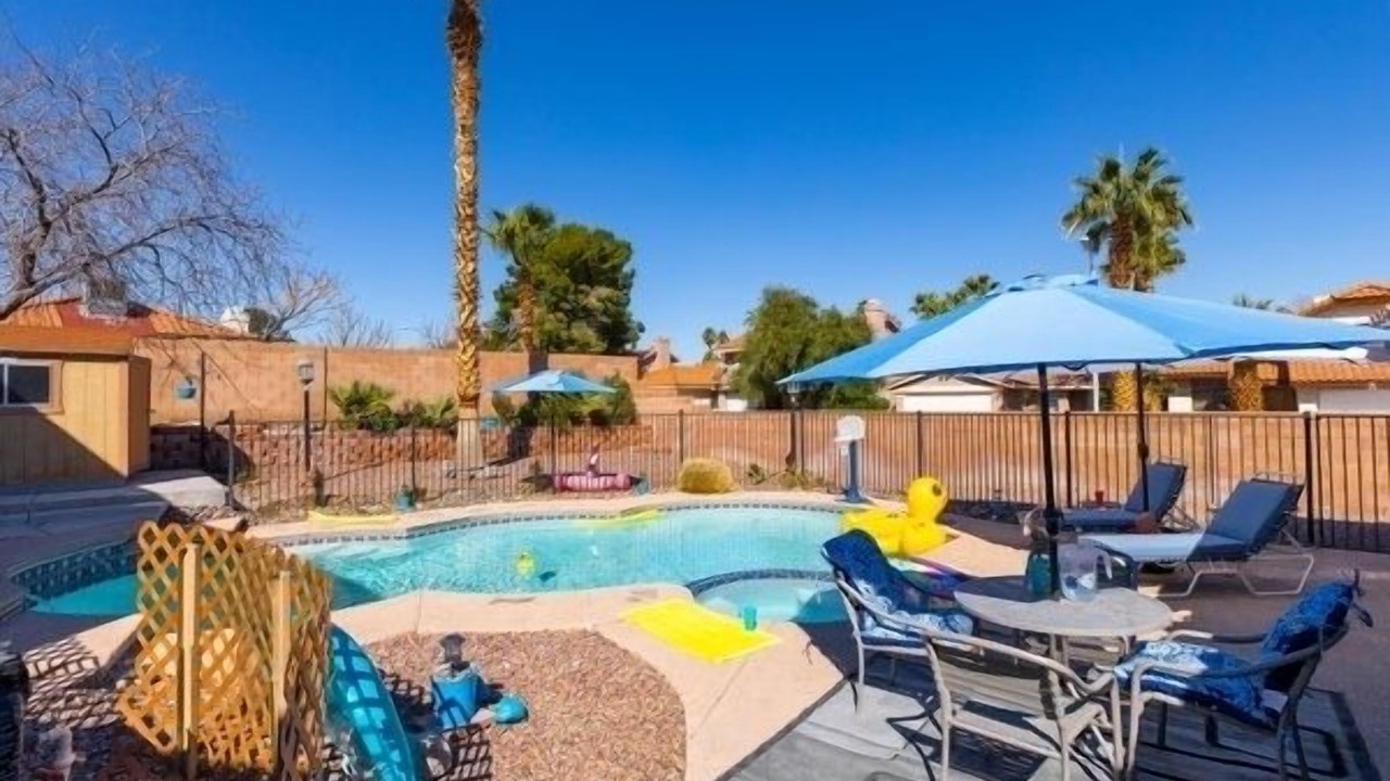 Photo of Outdoor in Green Valley