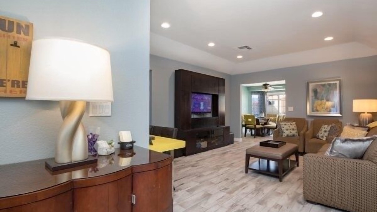 Photo of Livingroom in Green Valley