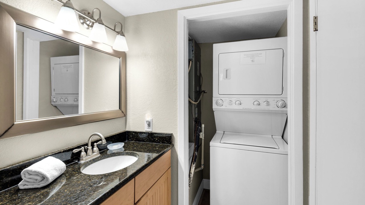 Photo of Bathroom in Navarre Beach