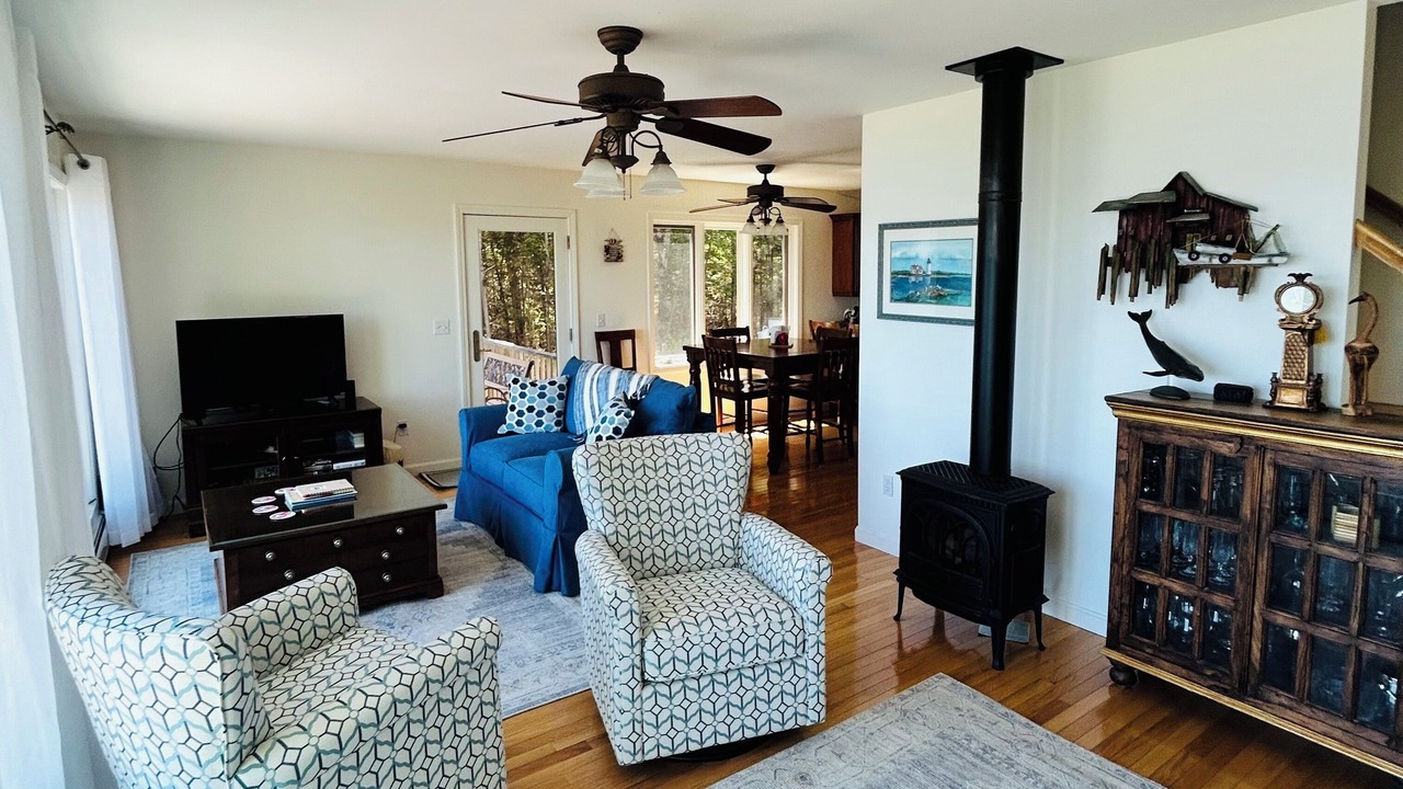 Photo of Livingroom in Prospect Harbor