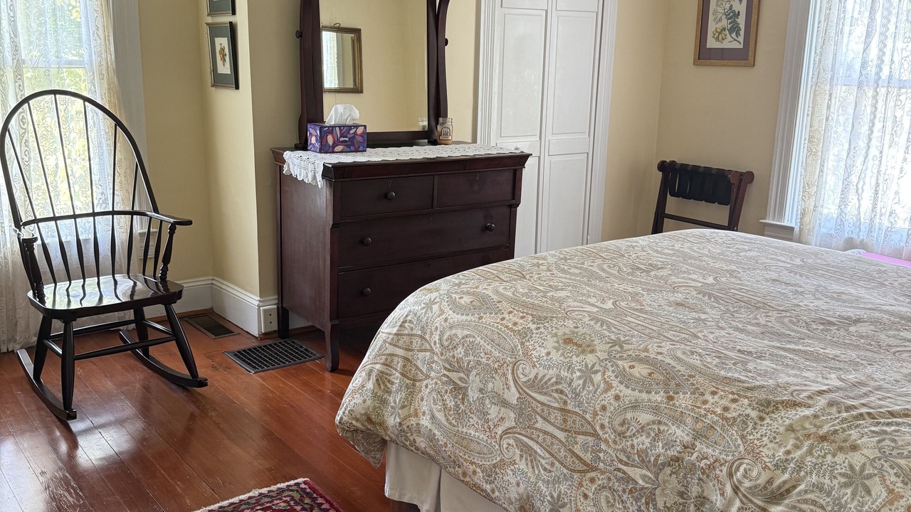 Photo of Bedroom in Harpers Ferry