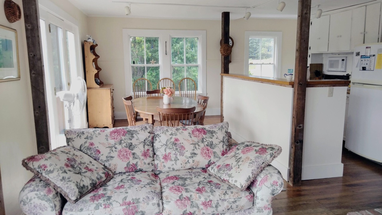 Photo of Livingroom in Castine