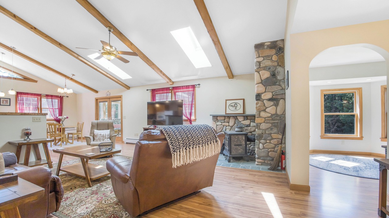 Photo of Livingroom in Southwest Harbor