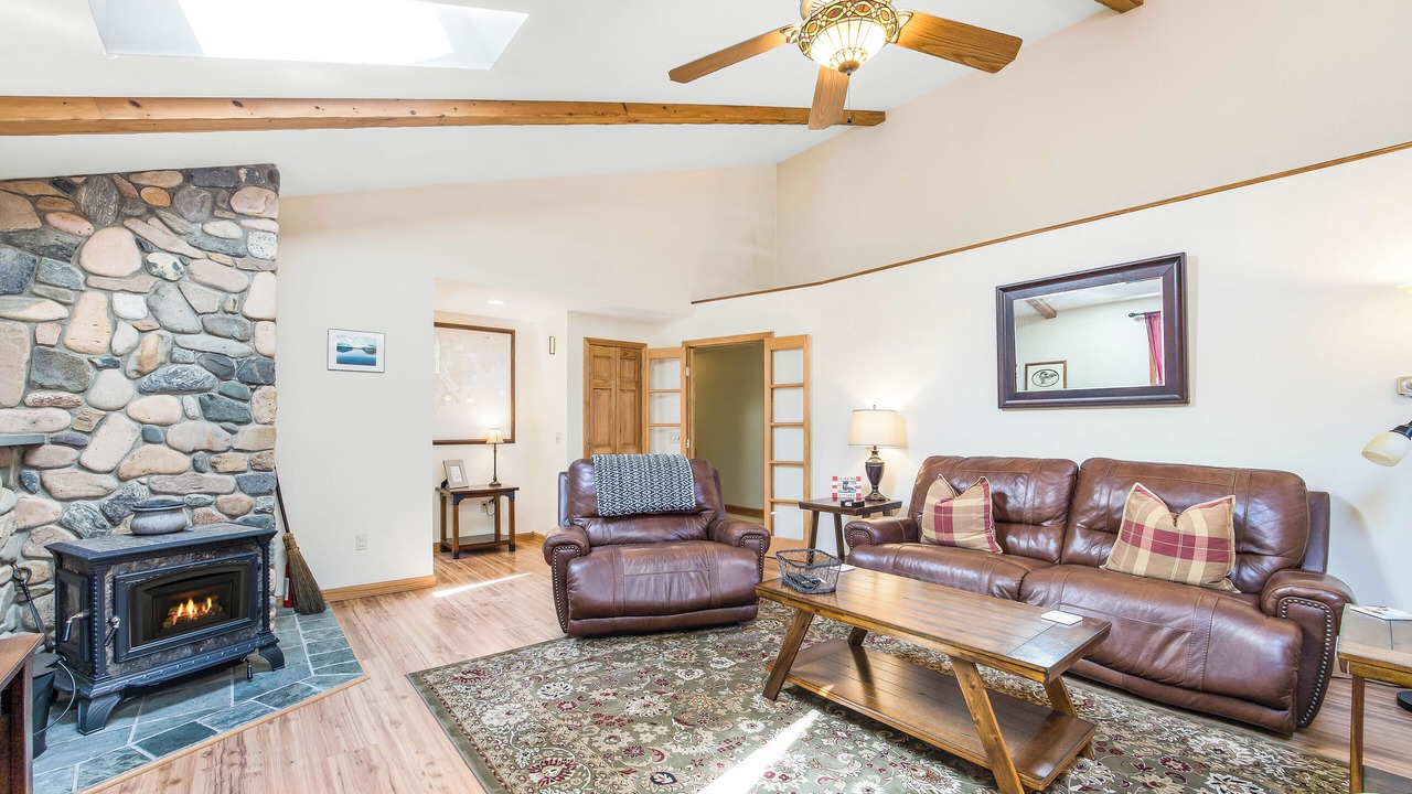 Photo of Livingroom in Southwest Harbor