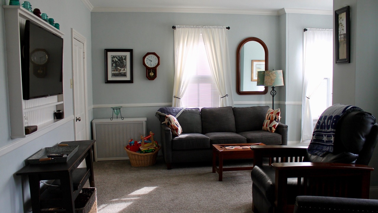 Photo of Livingroom in Cardiff
