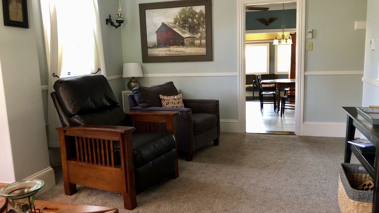 Photo of Livingroom in Cardiff