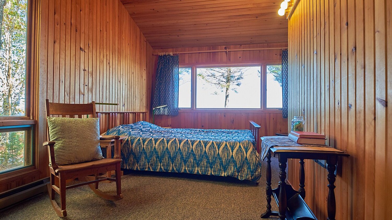 Photo of Bedroom in Surry