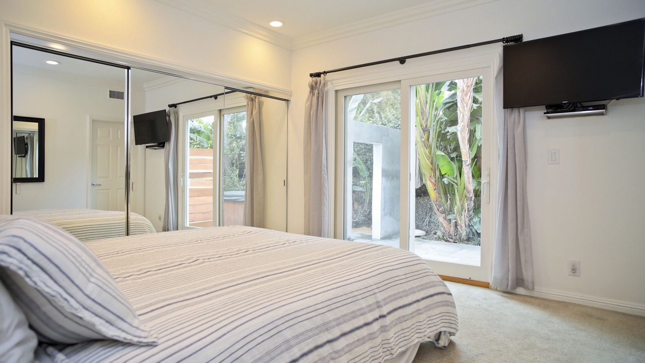 Photo of Bedroom in Western Malibu