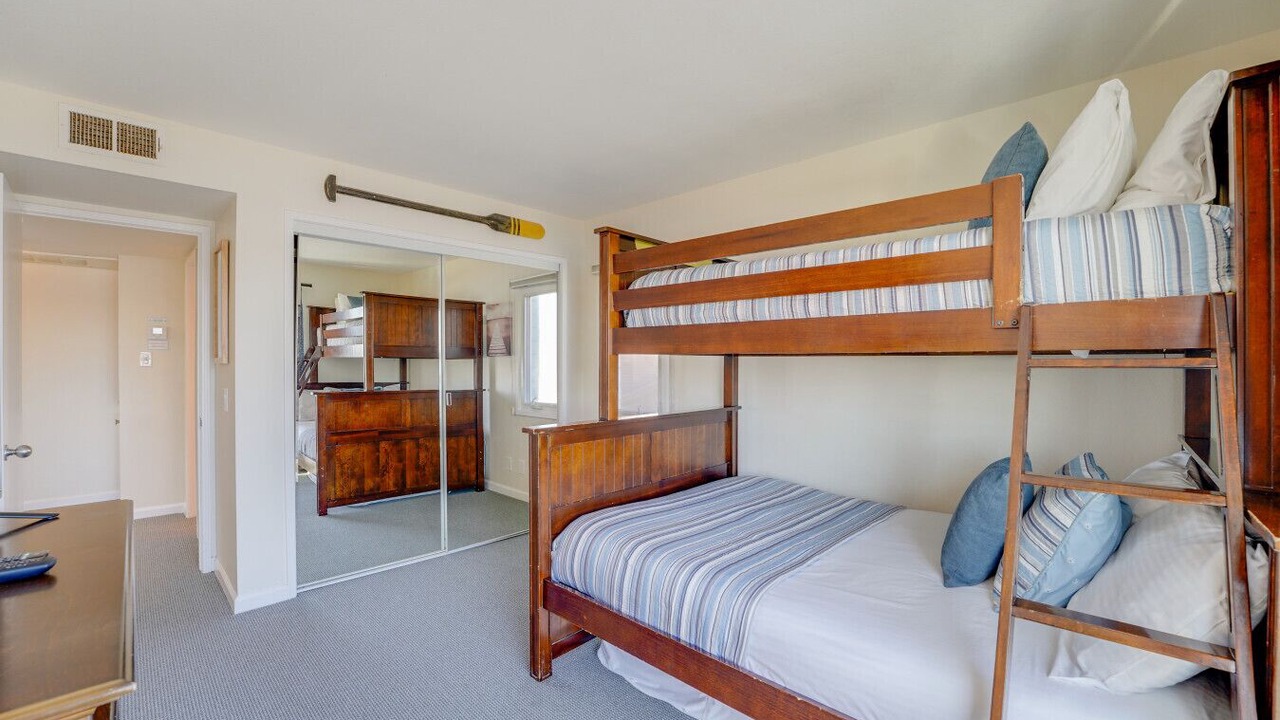 Photo of Bedroom in Central Mission Beach