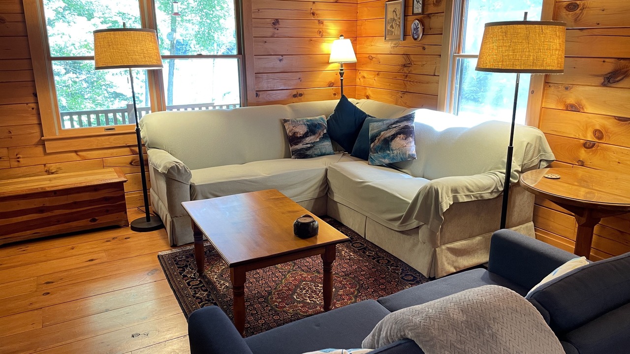 Photo of Livingroom in Farmington Falls