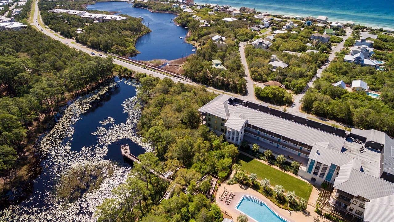 Photo of Outdoor in Lakeside at Blue Mountain Beach