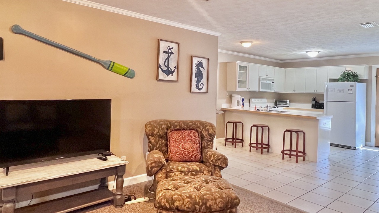 Photo of Livingroom in Gulf Lagoon Beach