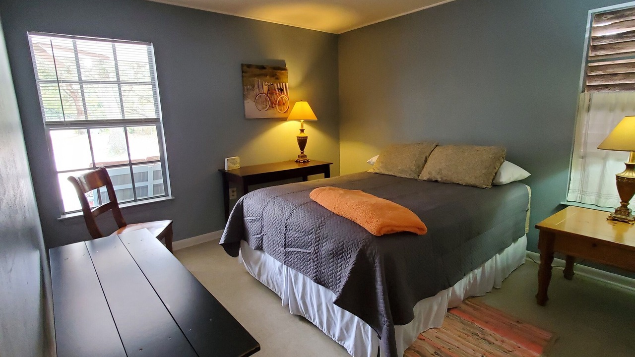 Photo of Bedroom in Gulf Breeze