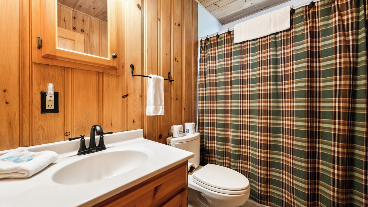 Photo of Bathroom in Rangeley Plantation