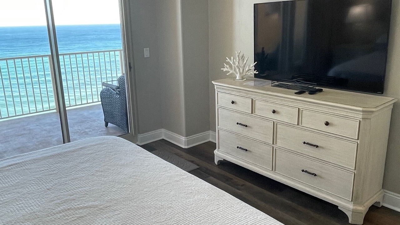 Photo of Bedroom in Lower Grand Lagoon