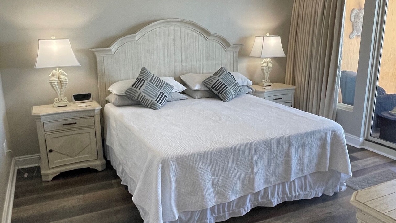 Photo of Bedroom in Lower Grand Lagoon