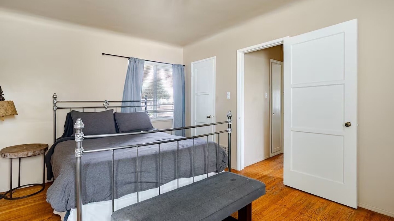 Photo of Bedroom in Eagle Rock
