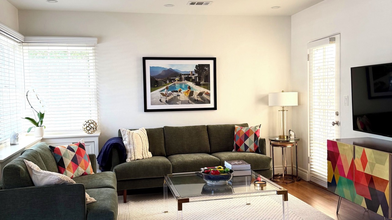Photo of Livingroom in Pasadena