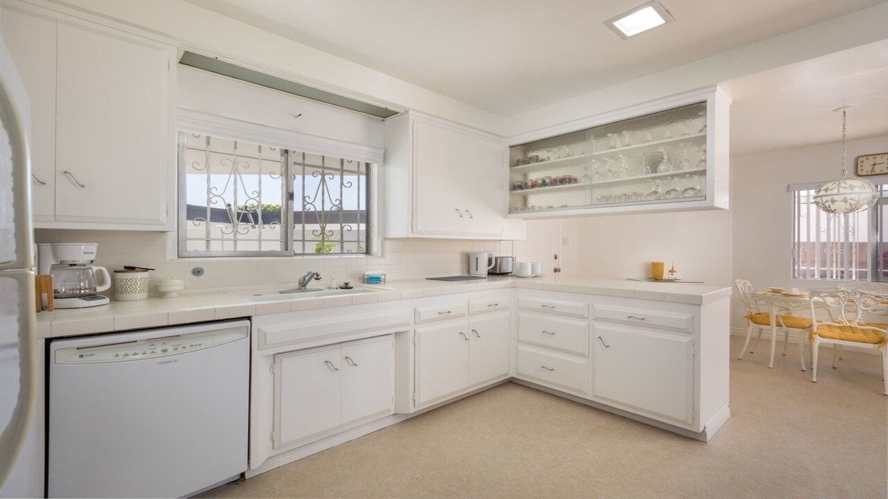 Photo of Kitchen in Ladera Heights