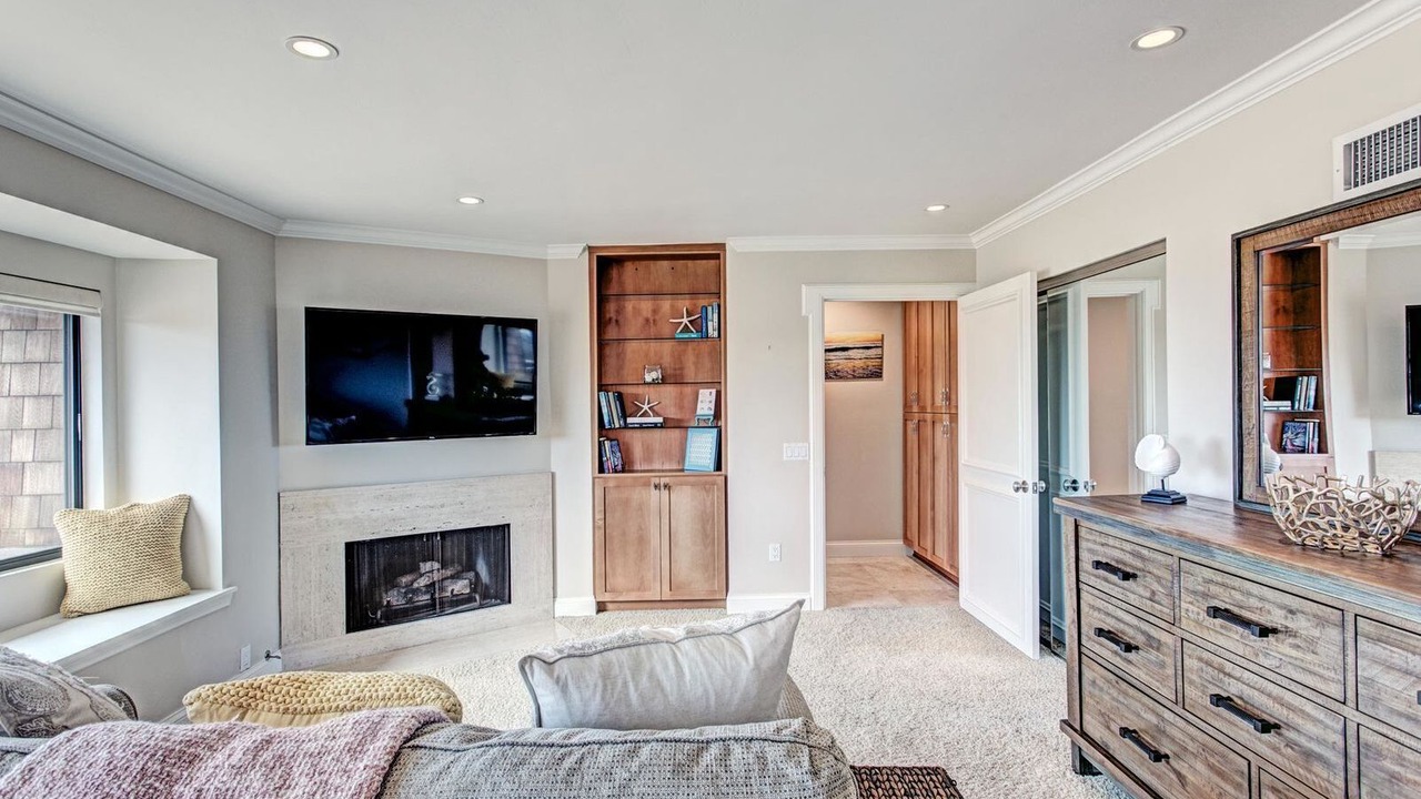 Photo of Livingroom in Del Mar Heights