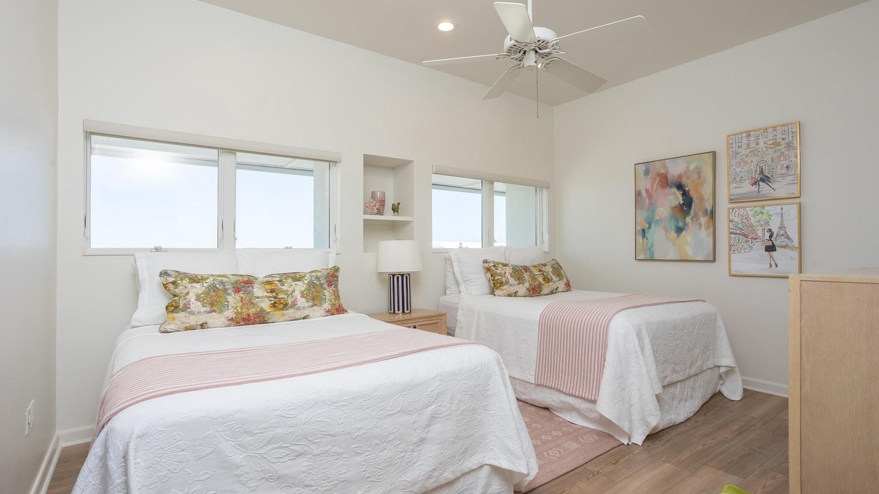 Photo of Bedroom in Pensacola Beach