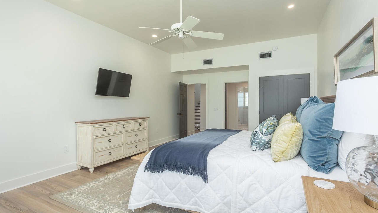 Photo of Bedroom in Pensacola Beach