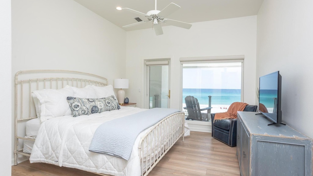 Photo of Bedroom in Pensacola Beach