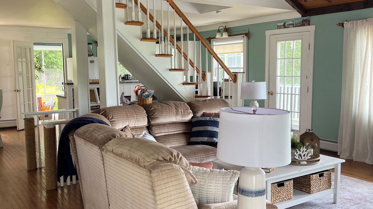 Photo of Livingroom in Castine