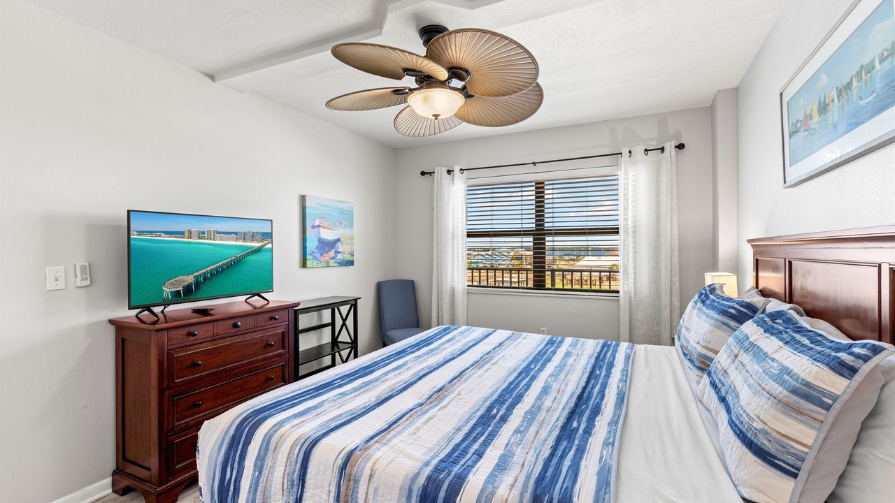 Photo of Bedroom in Navarre Beach