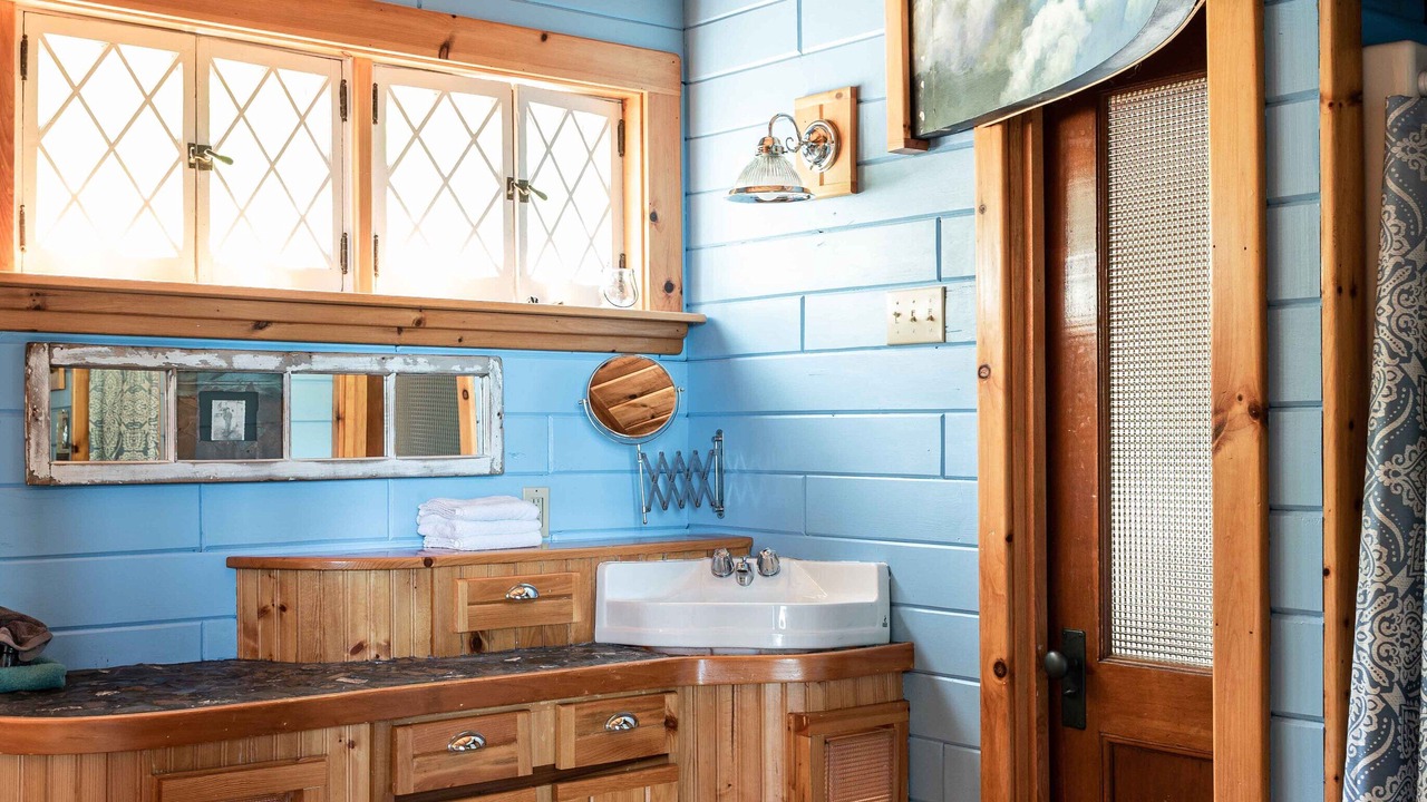 Photo of Bathroom in North Penobscot