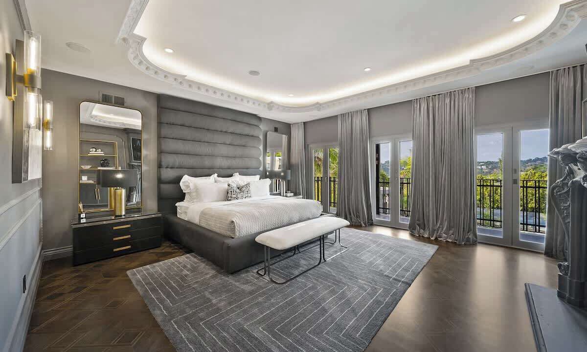 Photo of Bedroom in Hollywood Hills West