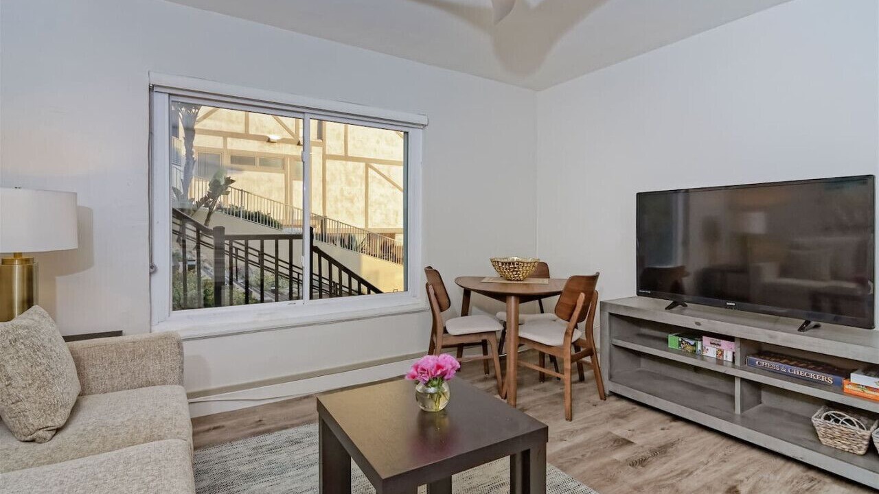 Photo of Livingroom in Carlsbad Village
