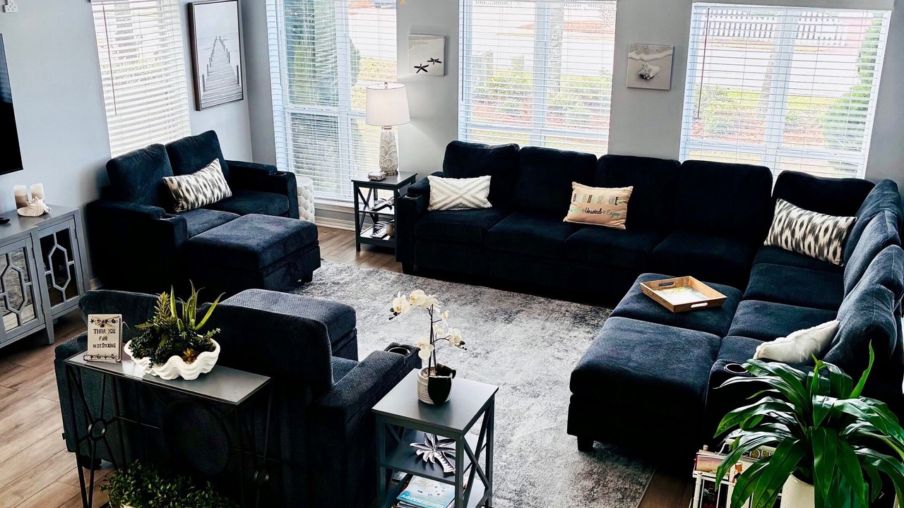 Photo of Livingroom in Crystal Beach