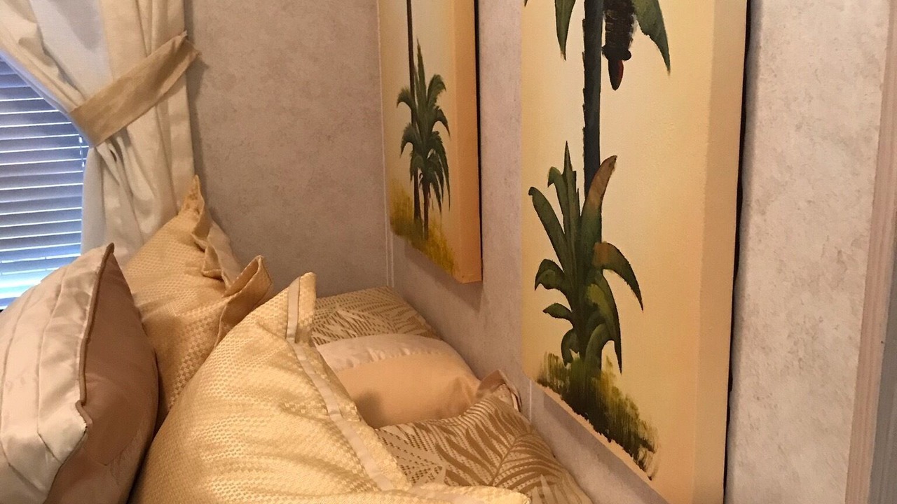 Photo of Bedroom in Upper Grand Lagoon