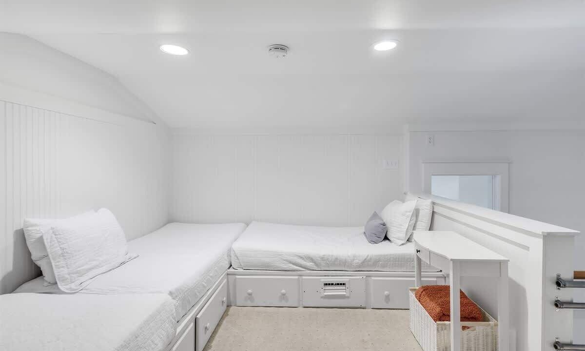 Photo of Bedroom in Seacrest