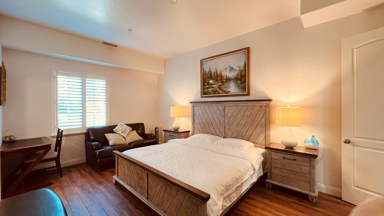 Photo of Bedroom in Hacienda Heights