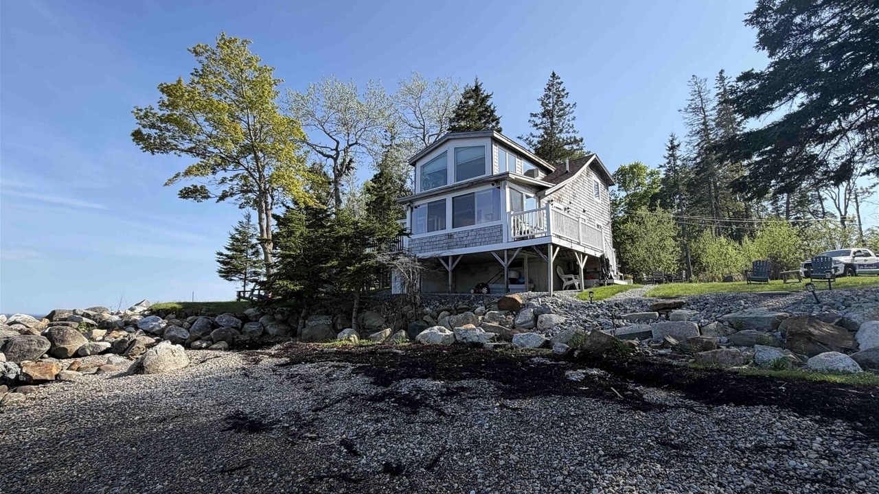 Photo of Outdoor in Owls Head