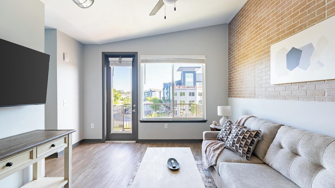 Photo of Livingroom in Northwest Pensacola